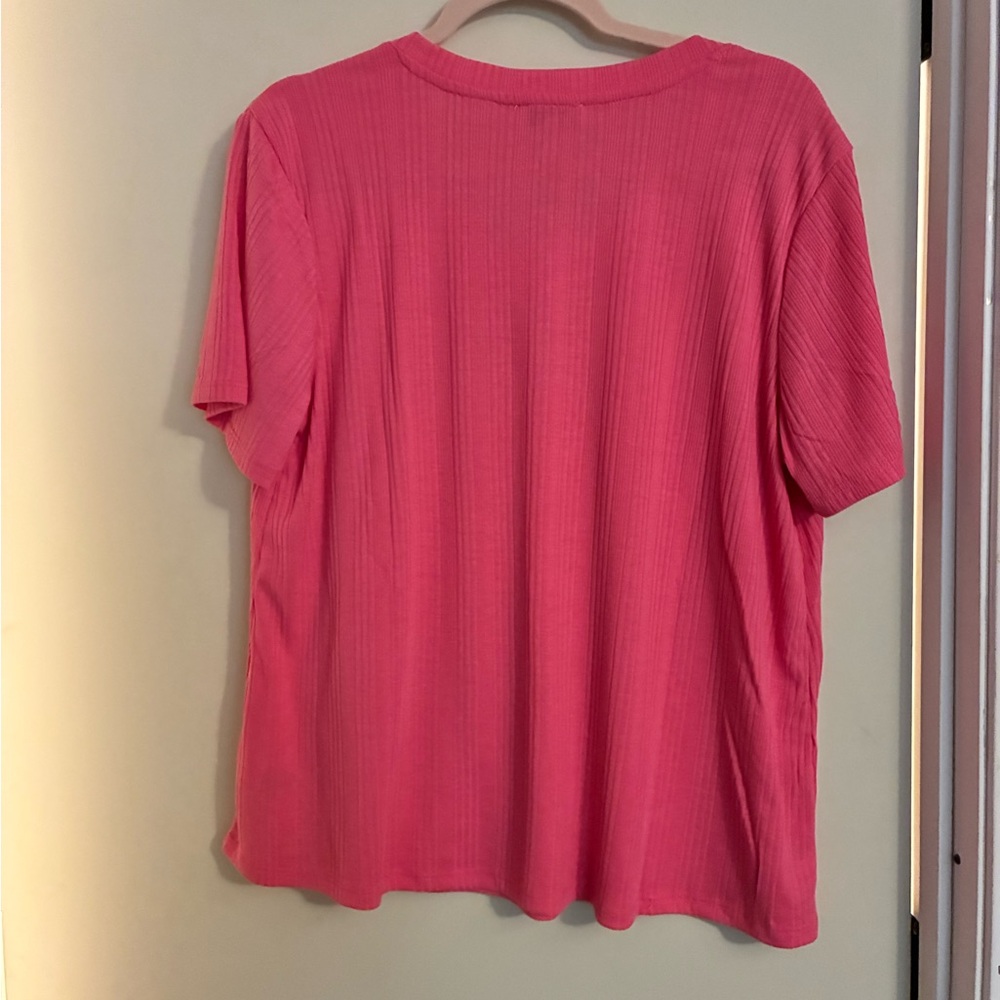 Jessica Simpson Coral V-Neck Rib Knit Short Sleeve Top - Picture 6 of 8